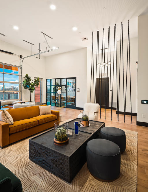 Towne Apartments community lounge
